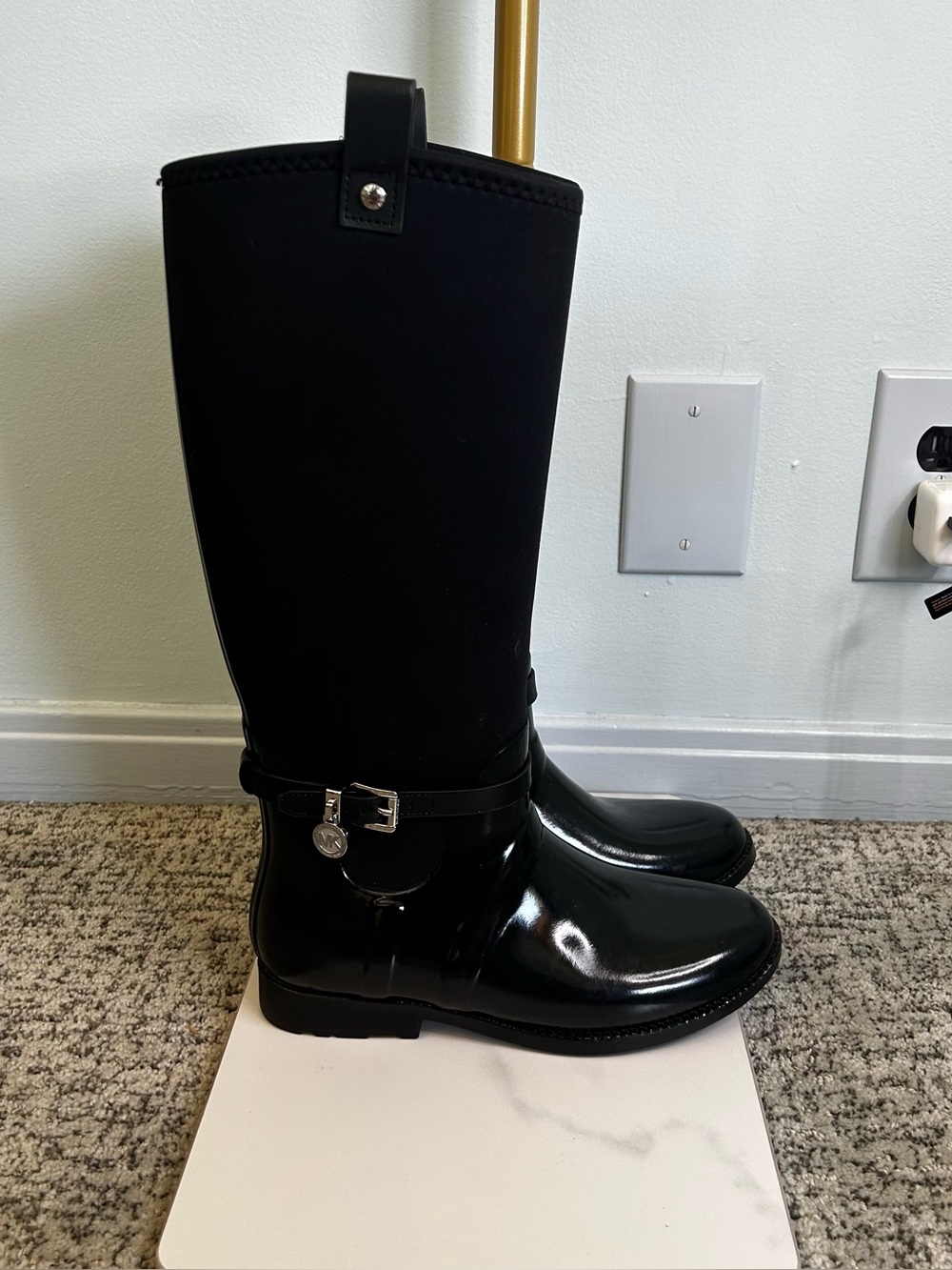 Micheal Kors Black Stretch Charm Rain Boots Size 8